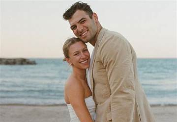 Cole Kmet Biography, Girlfriend Age, Height, Family Instagram, Salary |