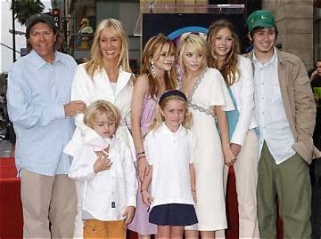 Courtney Taylor Olsen Bio, Wiki, Age, Family, Boyfriend and Net Worth
