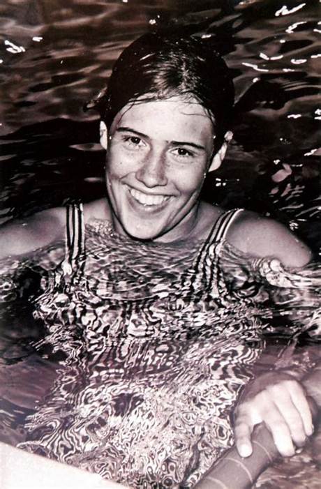 Diana Nyad Young: the Journey of a Fearless Adventurer