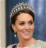 Discover the Enchanting Cambridge Lover's Knot Tiara Adorned with Emeralds