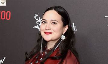 Does Lily Gladstone Have Children? the Facts Unveiled