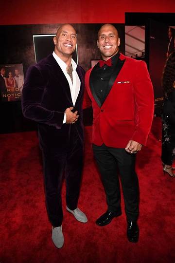 Dwayne Johnson's Twin Brother Revealed