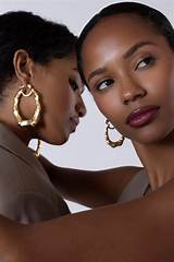 Elegant Simone Smith Bamboo Earrings: Sustainable Style