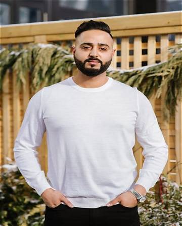 Gurinder Gill Height, Weight, Net Worth, Age, Birthday, Wikipedia, Who, Nationality, Biography