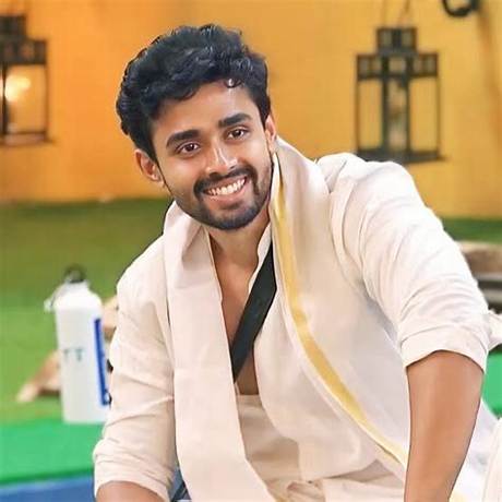 His Biography, Net Worth, Height, Wife,
