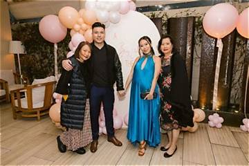 How Do Kelly Mi Li and Simu Liu Know Each Other? Her Net Worth & Family