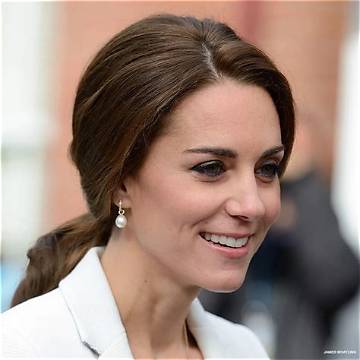 Kate Middleton's Dazzling Drop Pearl Earrings Steal the Show