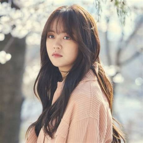 Kim So Hyun's Love Interest: Uncovering Her Mystery Boyfriend
