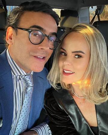 Learn Everything About the Wife of Adal Ramones ·