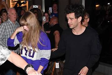 Matty Healy and Taylor Swift Caught in Steamy Kiss: Last Night's Surprise!
