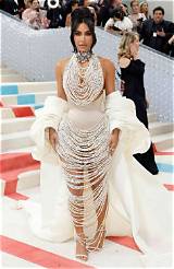 Meet Two Iconic Stars: Kim Kardashian's Curious Encounter with Bette Midler