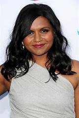 Mindy Kaling Bio: Movies and Tv Shows, Age, Height, Weight, Family, Race, Baby Daddy, Instagram