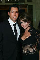 Paula Abdul's Marital History: a Comprehensive Guide