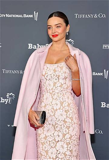 Stunning Miranda Kerr in an Enchanting Pink Dress
