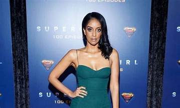 Supergirl's Azie Tesfai Has a Boyfriend? What's Her Relationship Status? Know Her Personal Life