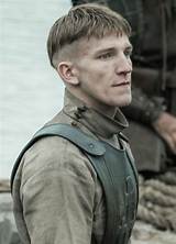 The Last Kingdom Osferth: Ewan Mitchell Height, Age, Birthday, Girlfriend, Wiki, Biography