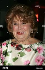 The Legendary Opera Singer: Beverly Crossword