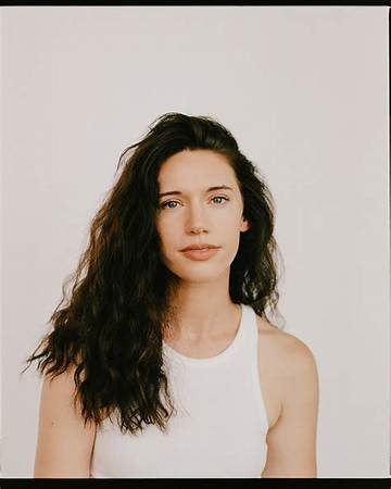 Unveil the Truth Behind "Katie Parker Nude": Surprising Revelations Exposed
