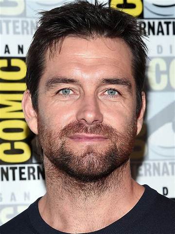 Unveiling the Impressive Physique of Antony Starr
