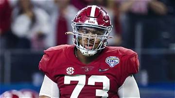 Who Is Evan Neal Alabama Left Tackle? Height Weight and More on Personal Life